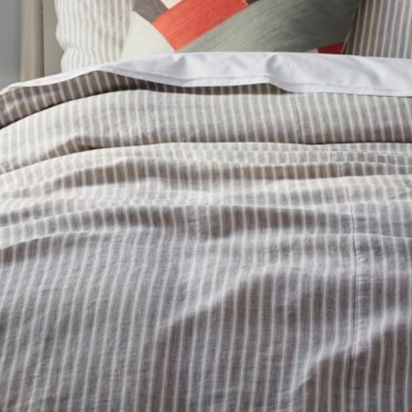 WEST ELM Striped Belgian Flax Linen Duvet Cover Full/ Queen - Picture 2 of 8